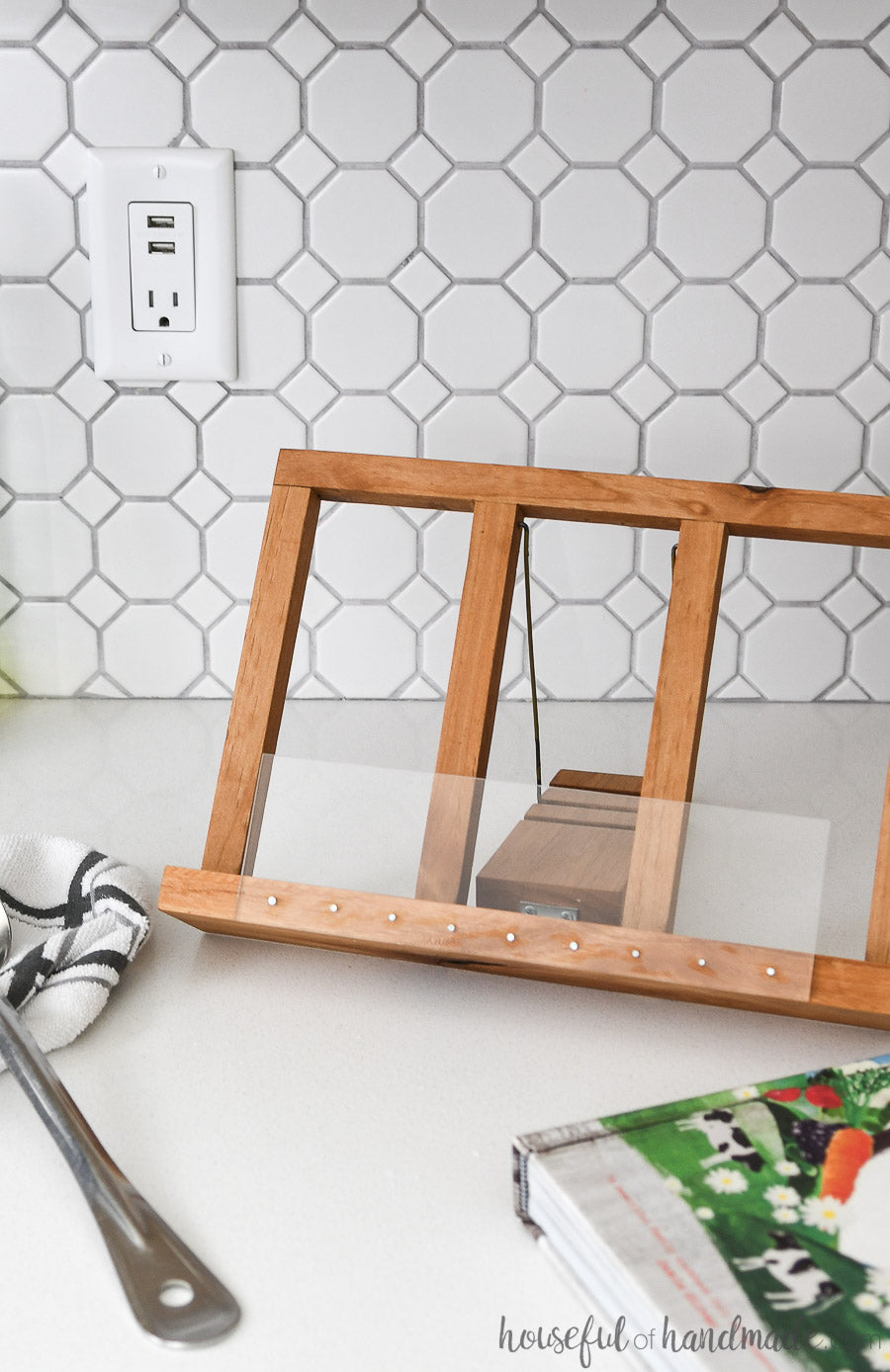 Easy Cookbook Stand Build Plans