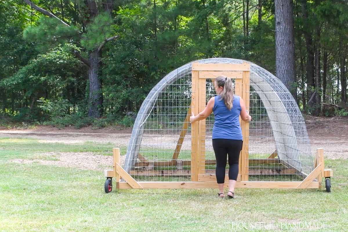 Large Chicken Tractor Woodworking Plans