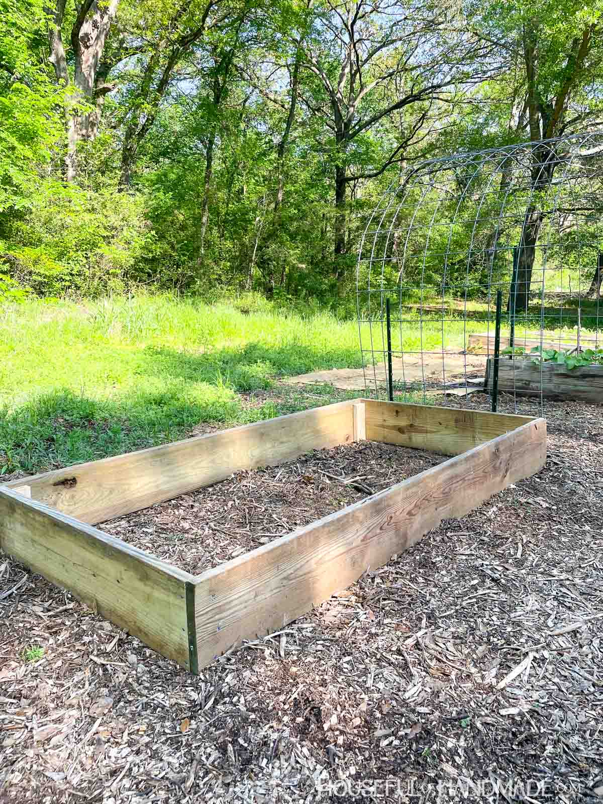 Easy Raised Garden Bed Woodworking Plans