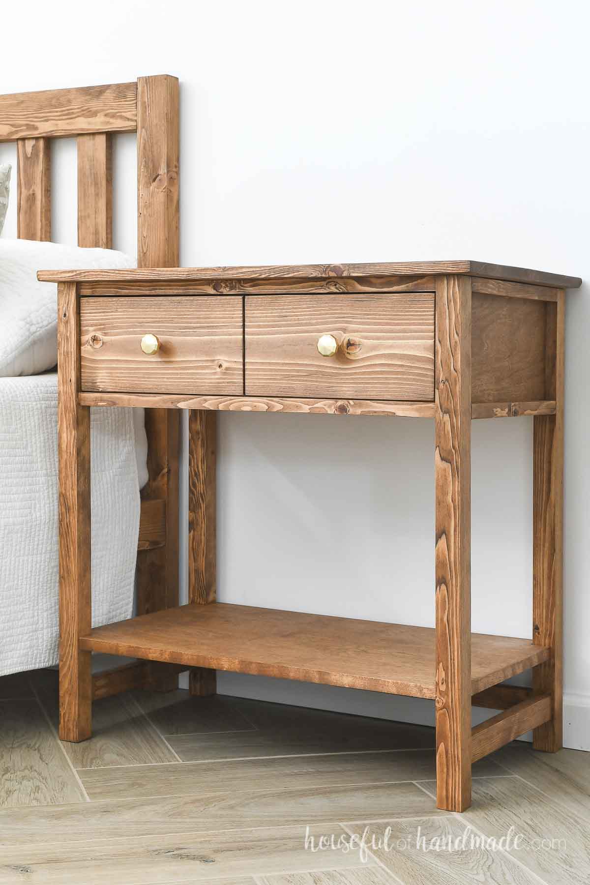 Classic 1 Drawer Nightstand with Shelf Build Plans