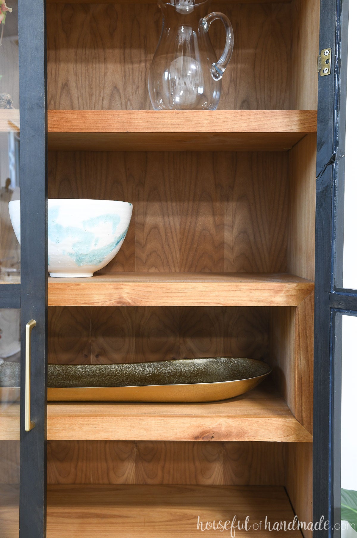 Modern Display Cabinet Woodworking Plans