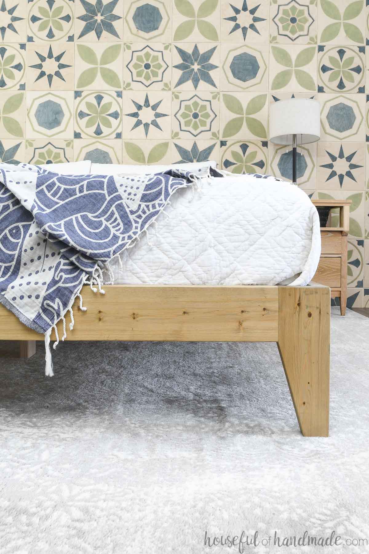 Close up of the angled leg on the easy to build platform bed frame.