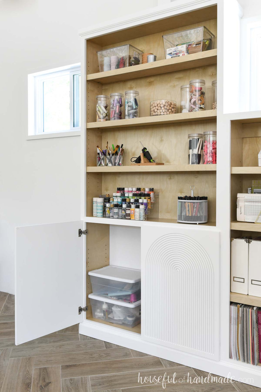 Built-in Bookcase with Lower Doors Woodworking Plans – Houseful of Handmade