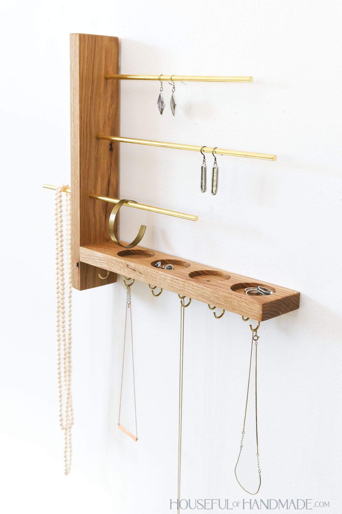 Wall-mounted Jewelry Organizer Woodworking Plans