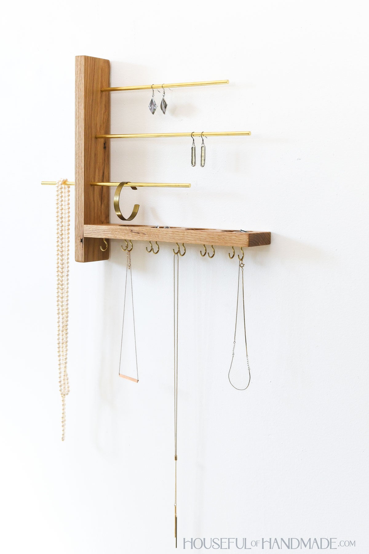 Wall-mounted Jewelry Organizer Woodworking Plans