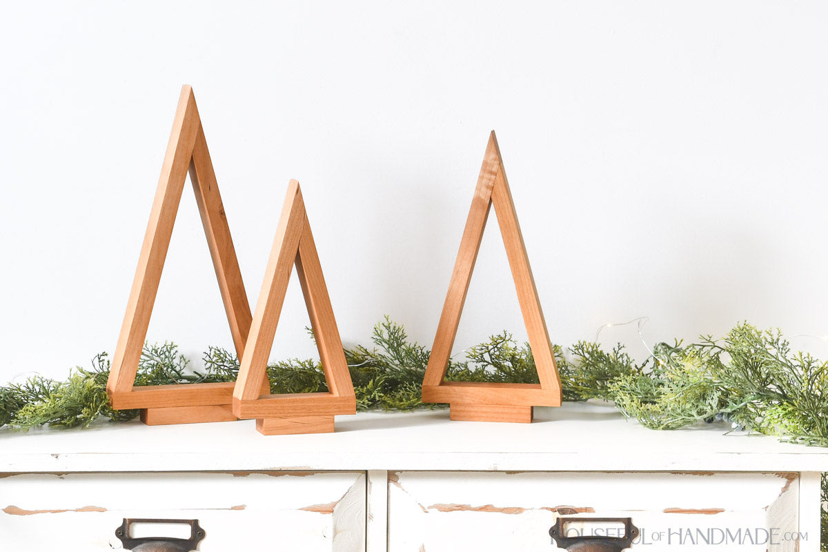 Tabletop Christmas Trees Build Plans