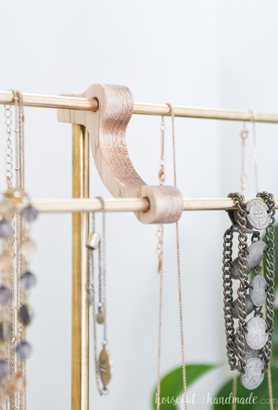 Scrap Wood Necklace Holder Build Plans – Houseful of Handmade