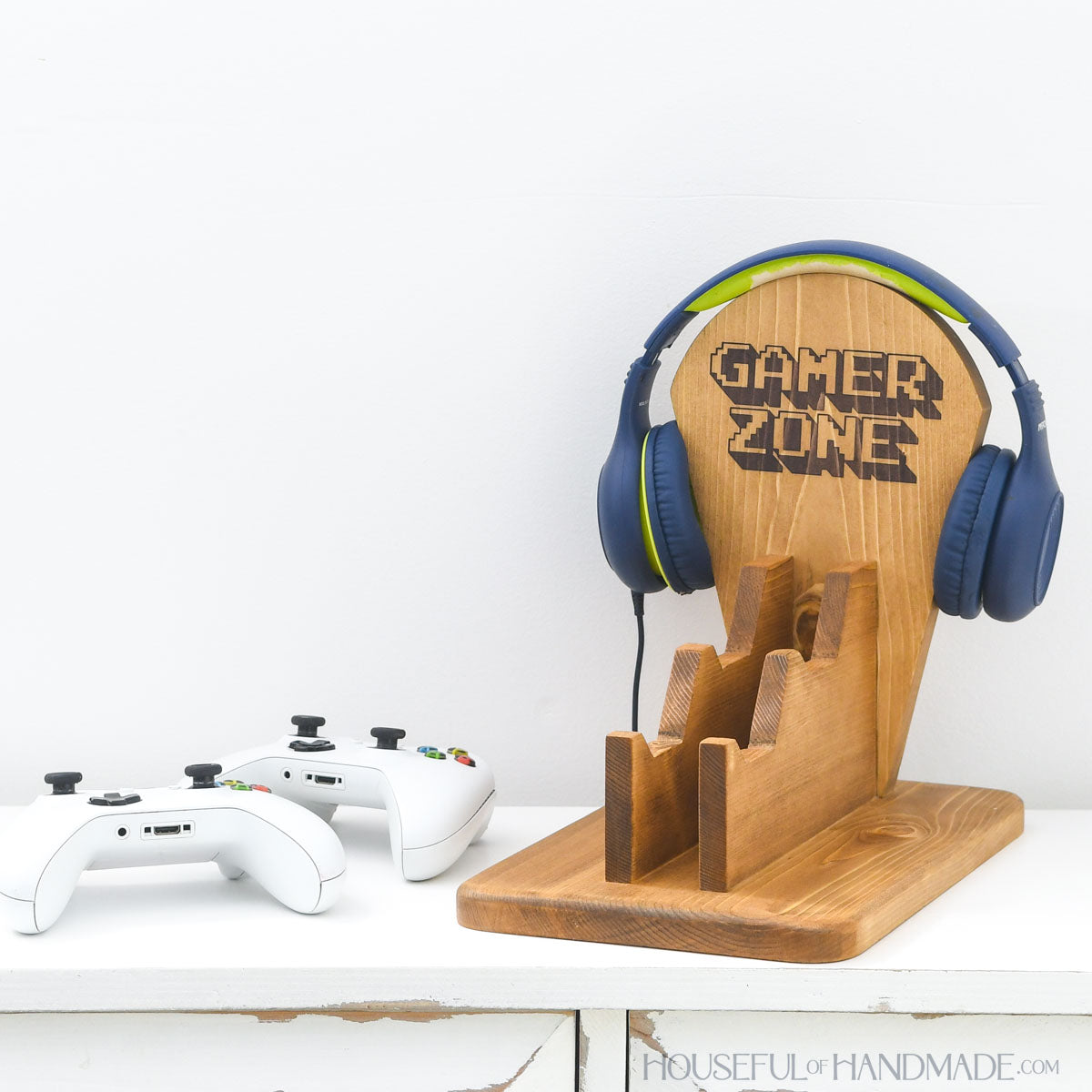 Game Controller & Headphone Stand Woodworking Plans