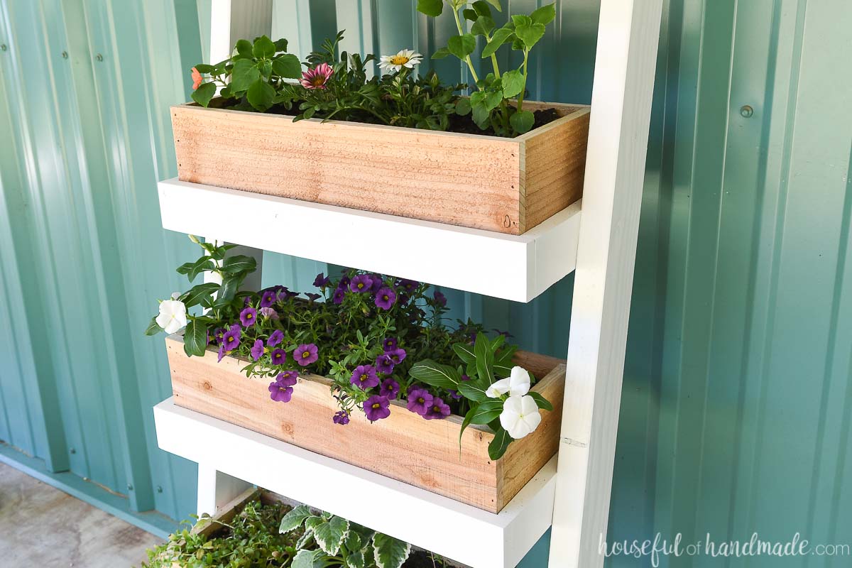 planter ladder indoor Vertical Ladder Planter Woodworking Plans – Houseful of Handmade