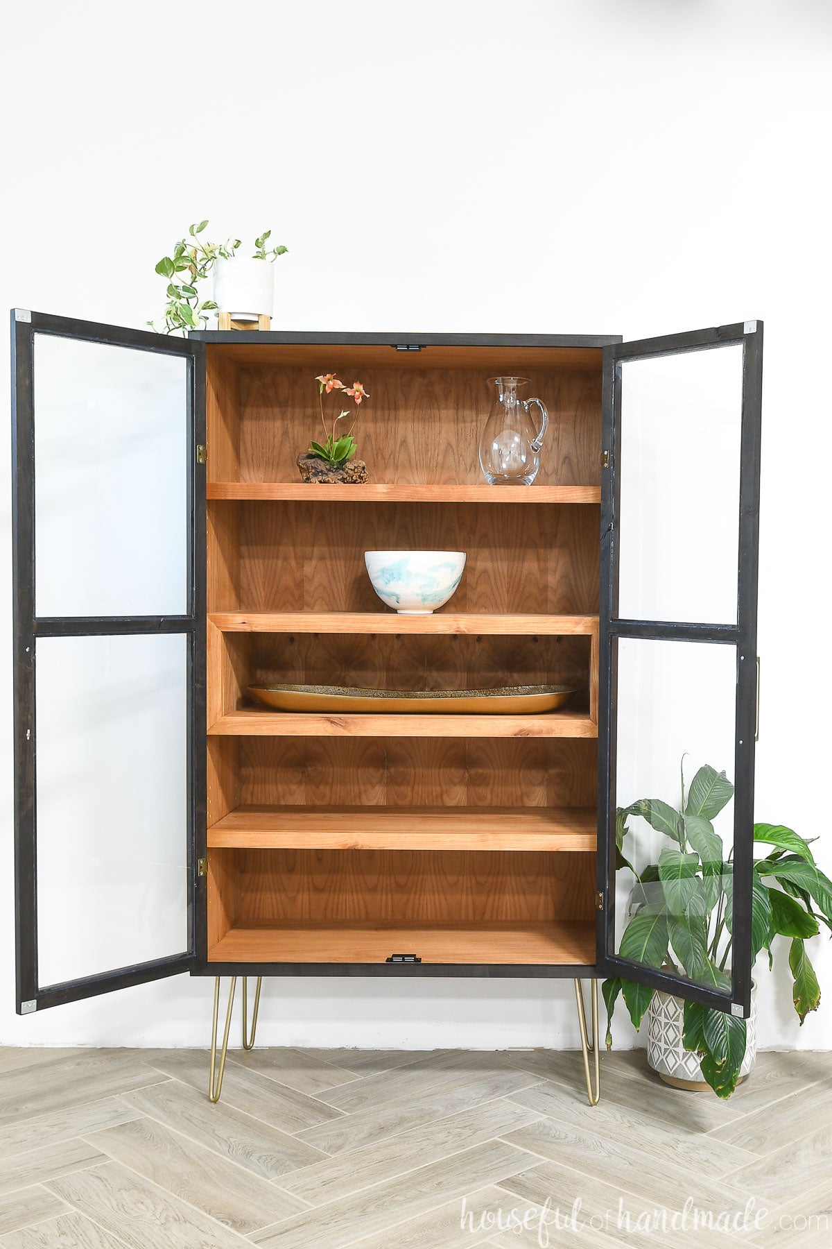 Modern Display Cabinet Woodworking Plans – Houseful of Handmade